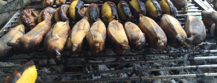 กล้วยหักมุกป้ิง is one of Aroi Wangburapha.