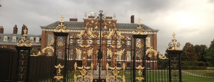 Кенсингтонский дворец is one of London Places To Visit.