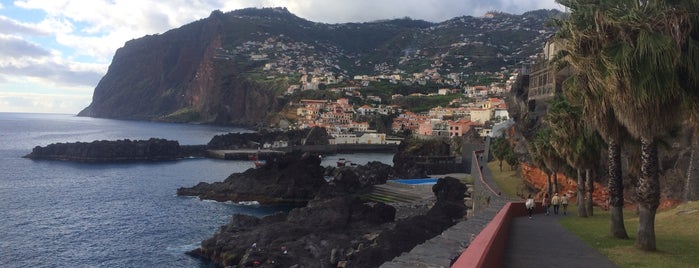 Passeio Marítimo Pedonal - Baía de Câmara de Lobos 600 MTS is one of Madeira.