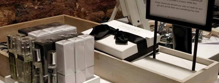 The White Company is one of Aniyaさんのお気に入りスポット.