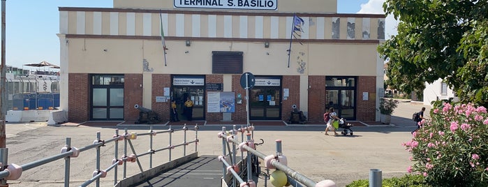 Imbarcadero ACTV San Basilio is one of Ports I've visited.