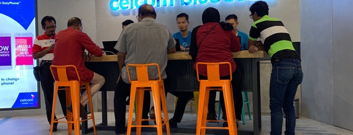 Celcom Branch Klang is one of Favorite Places.