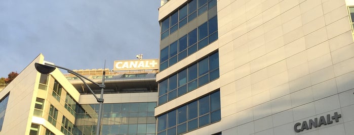 CANAL+ is one of Bureaux à Paris.