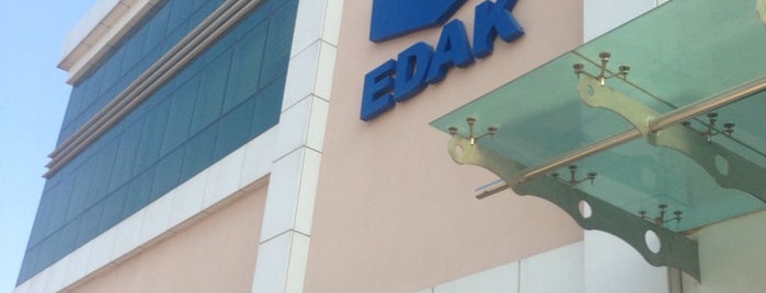 EDAK Ecza Kooperatifi is one of สถานที่ที่ Murat ถูกใจ.