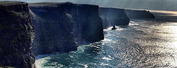 Cliffs of Moher is one of Eurotrip ideas.