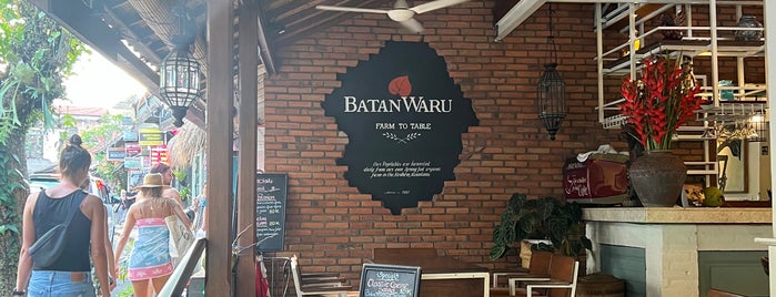 Kafe Batan Waru is one of Bali.