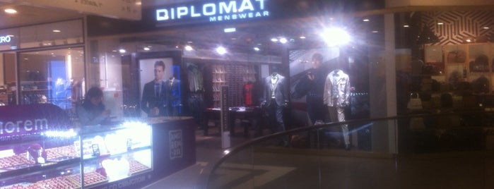 Diplomat is one of ТРЦ Галерея магазины.