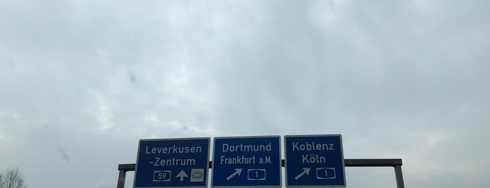 Kreuz Leverkusen-West (Ostteil) (99) (28) is one of Autobahnkreuze in Deutschland.