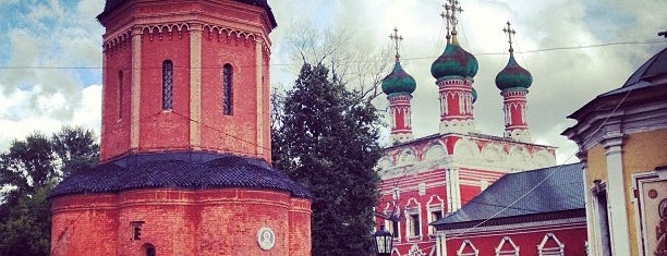 Vysokopetrovsky Monastery is one of Московские места, что по душе..