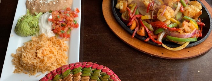 Sabroso! Mexican Grill is one of Derek: сохраненные места.