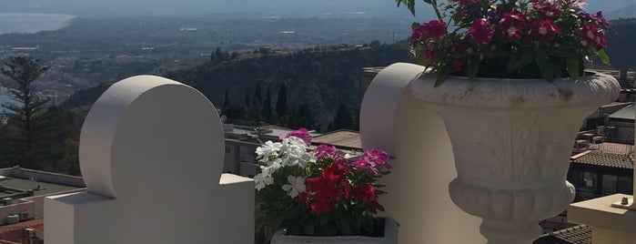 Hotel El Jebel Taormina is one of Lugares guardados de Camille.