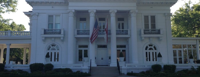 Governor's Mansion is one of Executive Mansion.