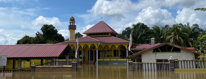 Masjid Tengku Abdullah is one of @Bera, Pahang.