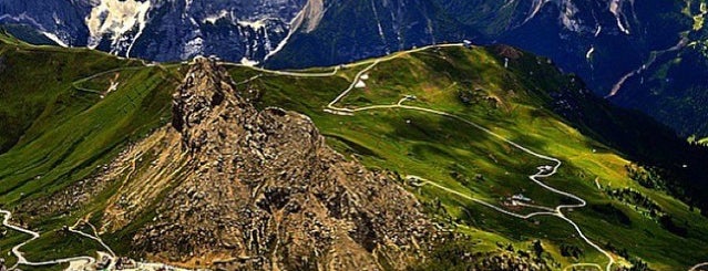 Passo Pordoi is one of Best of Dolomiti.