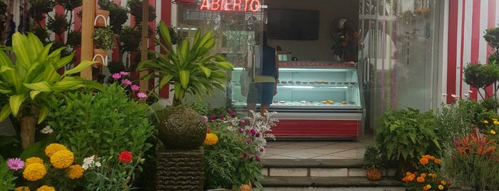 Tartas Amore is one of Tempat yang Disukai Soni.