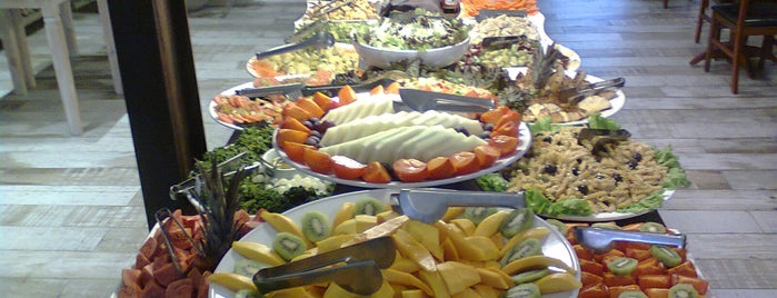 Restaurante & Bar Mercado Natural is one of Thiago'nun Beğendiği Mekanlar.