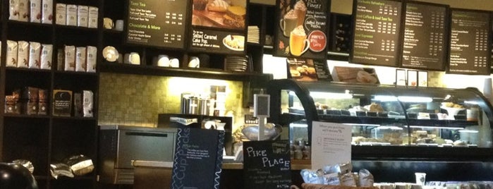 Starbucks is one of Lieux qui ont plu à Mara.