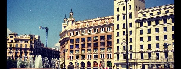 Plaça de Catalunya is one of Barcelona - Best Places.