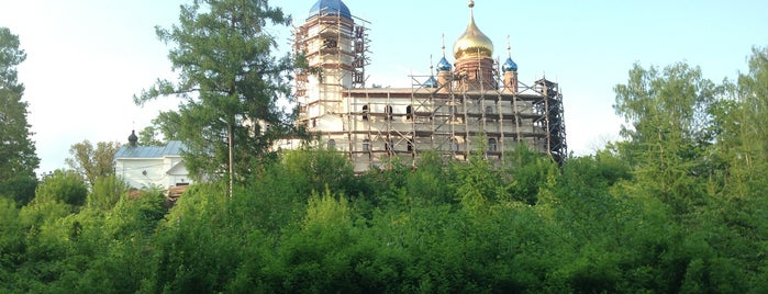 Череменецкий мужской монастырь is one of Объекты культа Ленинградской области.