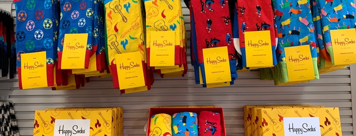 Happy Socks is one of Ocio y Compras.