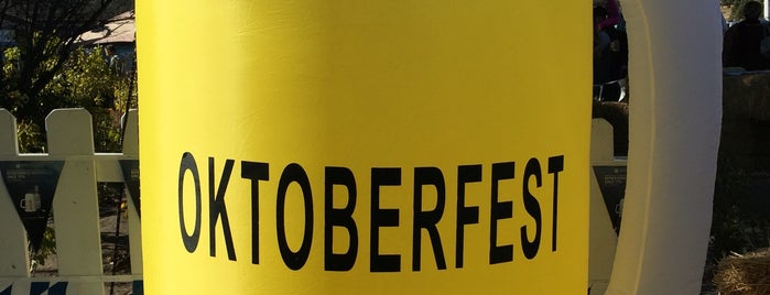 Oktoberfest is one of สถานที่ที่ Nick ถูกใจ.