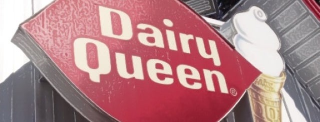 Dairy Queen is one of Locais curtidos por Robert.