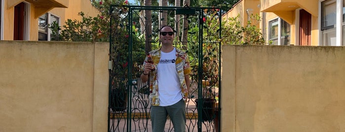 The Big Lebowski Compound is one of LAX.