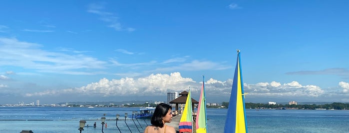 Costa Marina Beach Resort is one of Angelika : понравившиеся места.