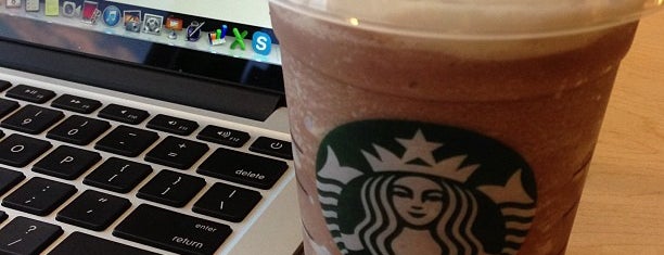 Starbucks is one of Lugares favoritos de Mike.