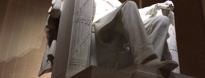 Мемориал Линкольна is one of Washington places.
