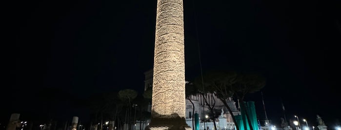 Columna de Trajano is one of Lugares favoritos de Matei.