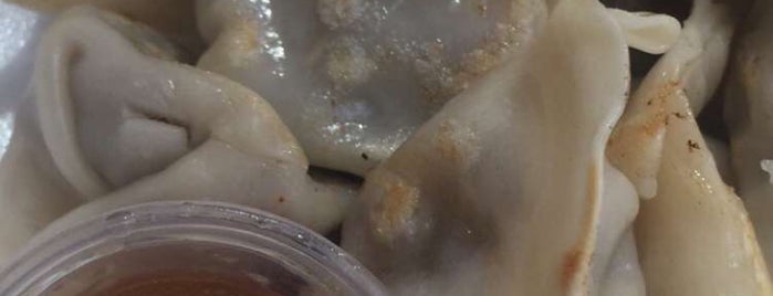 Yummy Dumplings is one of Santurce To Do.