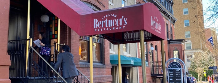 Bertucci's is one of Lugares del Extranjero.