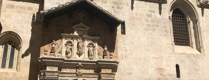 Capilla Real de Granada is one of สถานที่ที่ Jacques ถูกใจ.