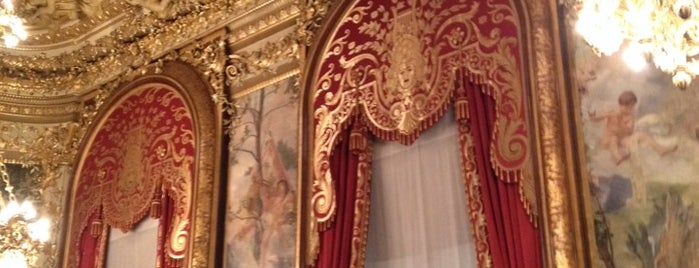 Opéra Comique is one of Locais salvos de Horacio.