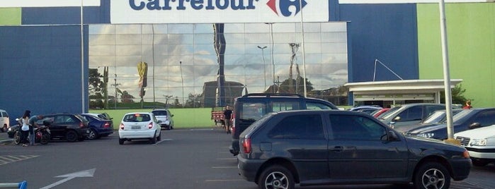 Carrefour is one of pizzaria.