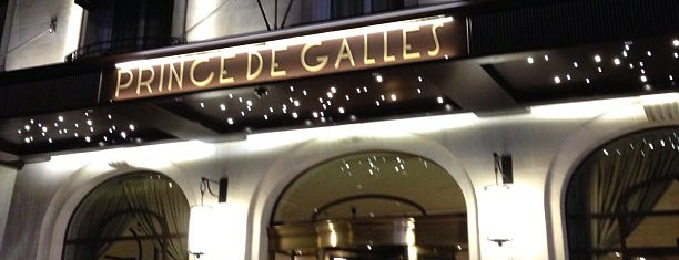 Hôtel Prince de Galles is one of Places in Paris.