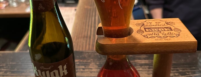 Belgo is one of クラフト🍺を 美味しく飲める ブリュワリーとか.