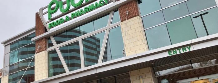Publix is one of Must-visit Food and Drink Shops in Nashville.