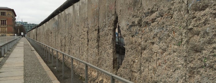 Baudenkmal Berliner Mauer | Berlin Wall Monument is one of Thorsten'in Kaydettiği Mekanlar.