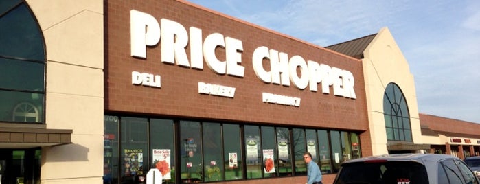 Price Chopper is one of Rebeccaさんのお気に入りスポット.