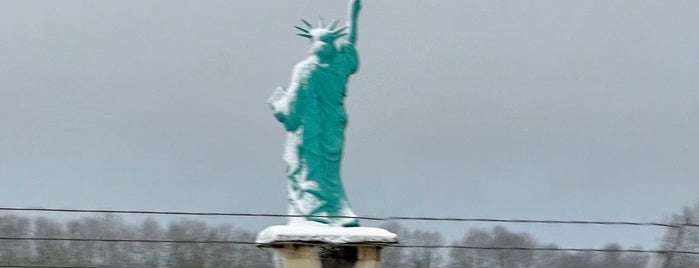 Statue Of Liberty is one of Longview/Kelso.