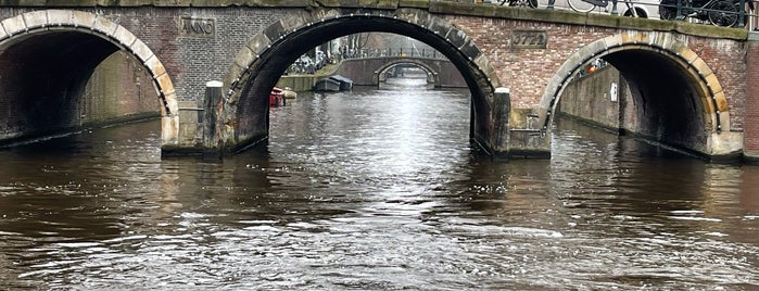 De Zeven Bruggen - Seven Bridges is one of Amsterdam.