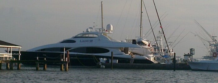 Trinidad & Tobago Yacht Club (TTYC) is one of Lugares guardados de Sean.