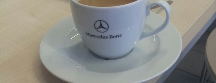 Mercedes-Benz Mengerler is one of Orte, die Teoman gefallen.