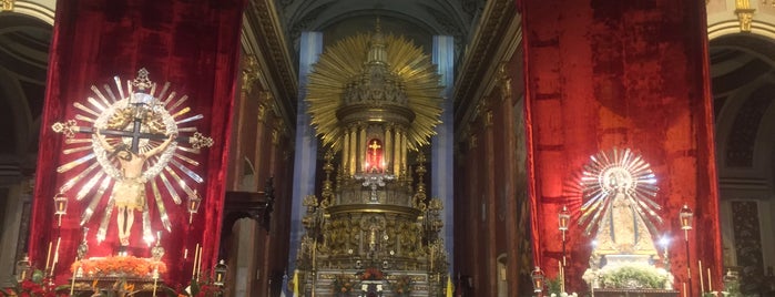 Catedral Basilíca de Salta is one of Locais curtidos por Alejandro.