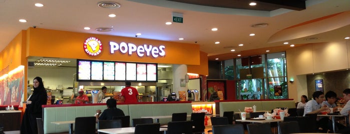 Popeyes Louisiana Kitchen is one of Mariaさんの保存済みスポット.