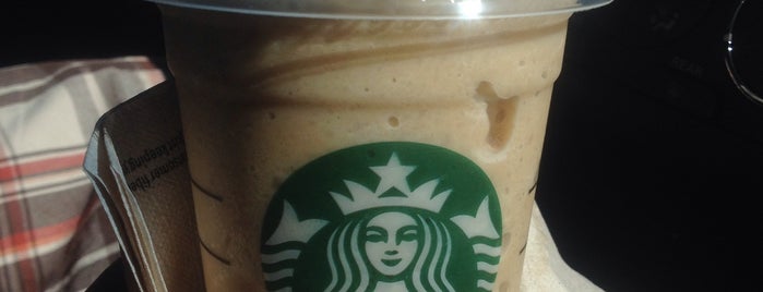 Starbucks is one of Anabelさんのお気に入りスポット.