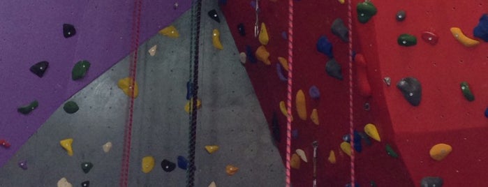 ESKIlibre is one of Climbing Gyms.