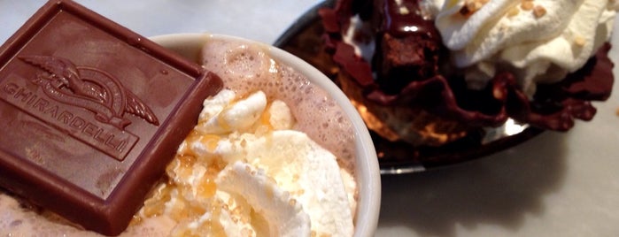 Ghirardelli Chocolate Marketplace is one of Delicious Desserts.